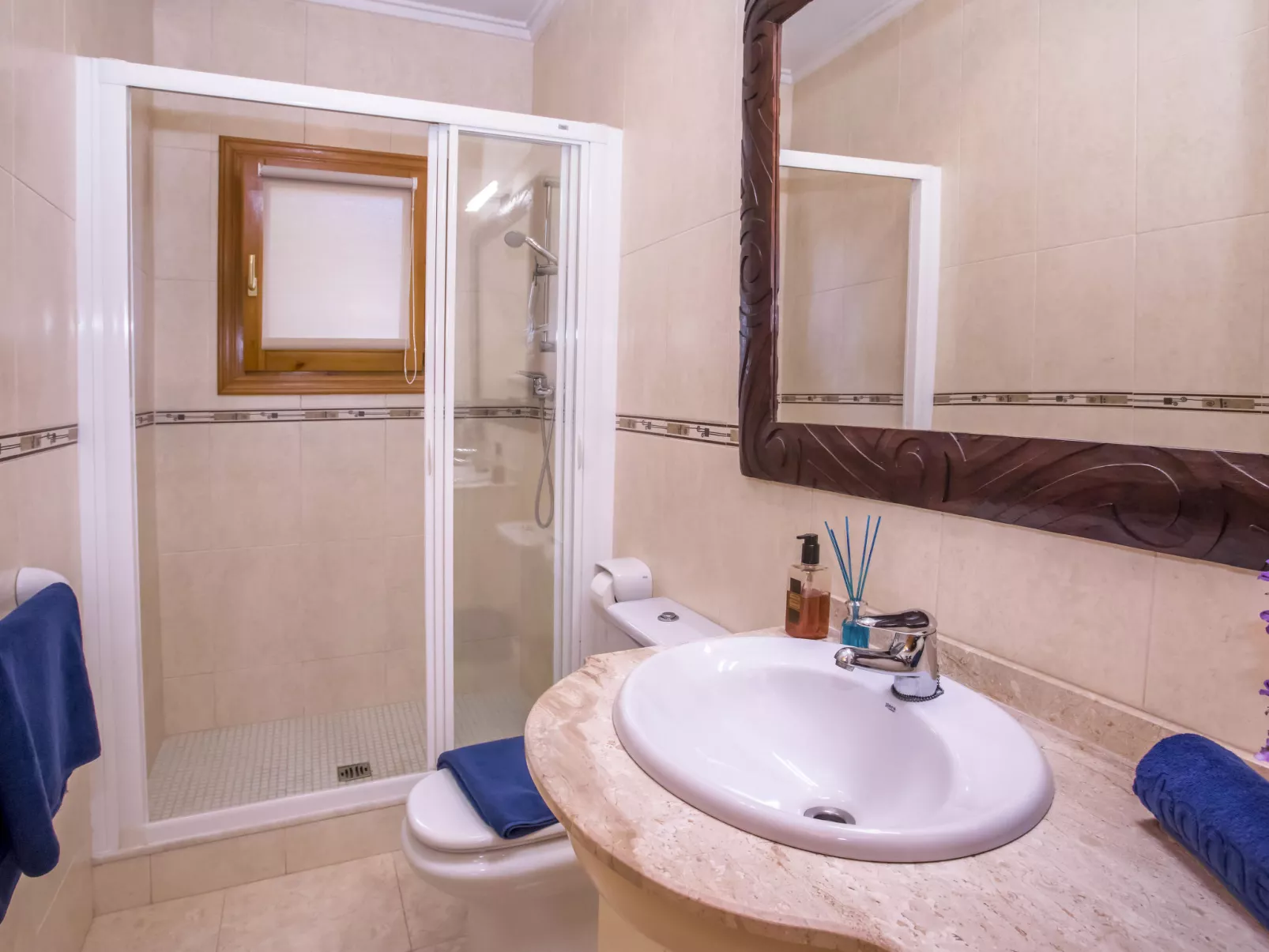 Villa Lantana-Inside