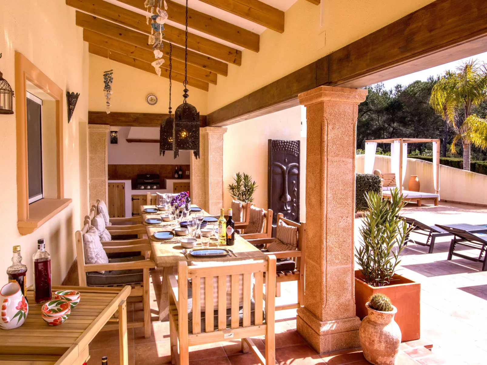 Villa Lantana-Outside