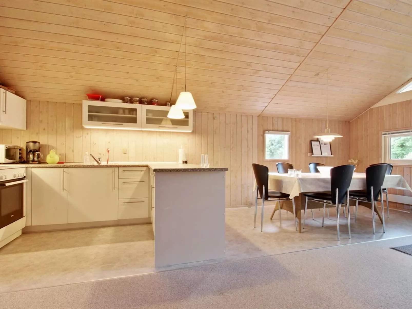 "Elsemaria" - 1.3km from the sea-Inside
