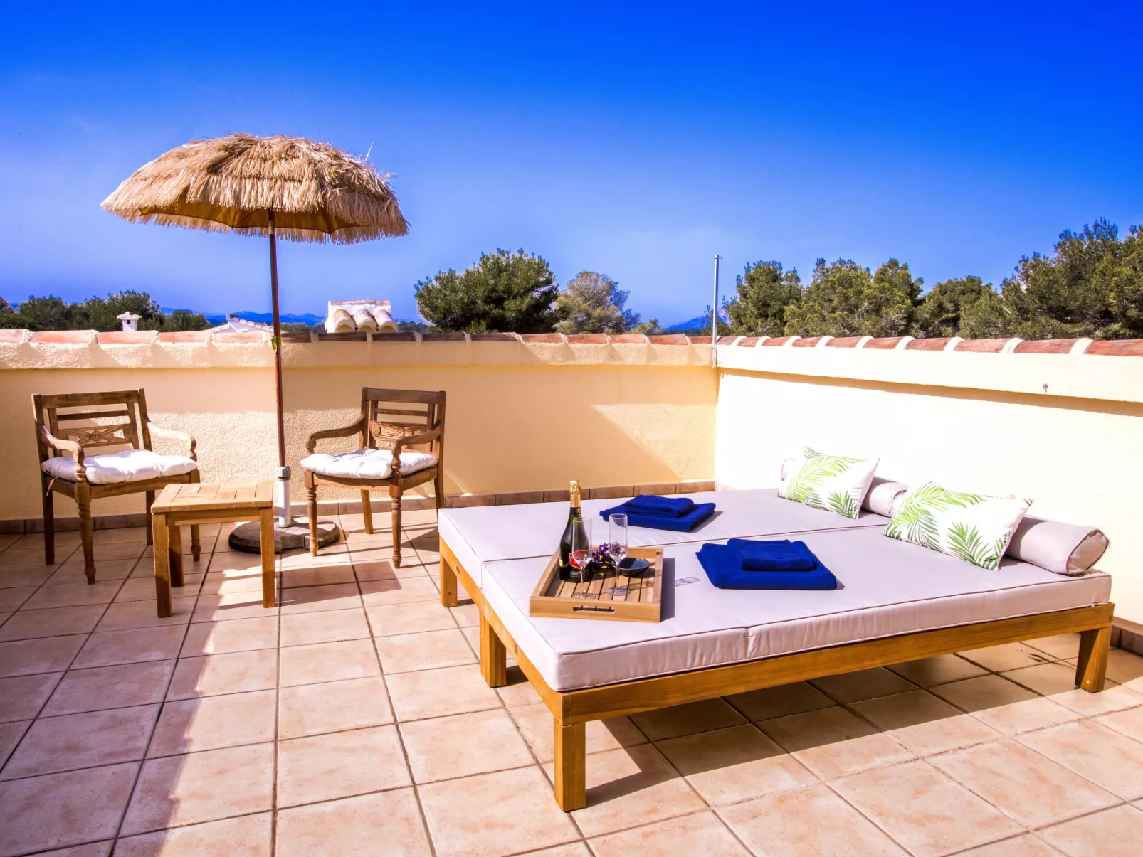 Villa Lantana-Outside