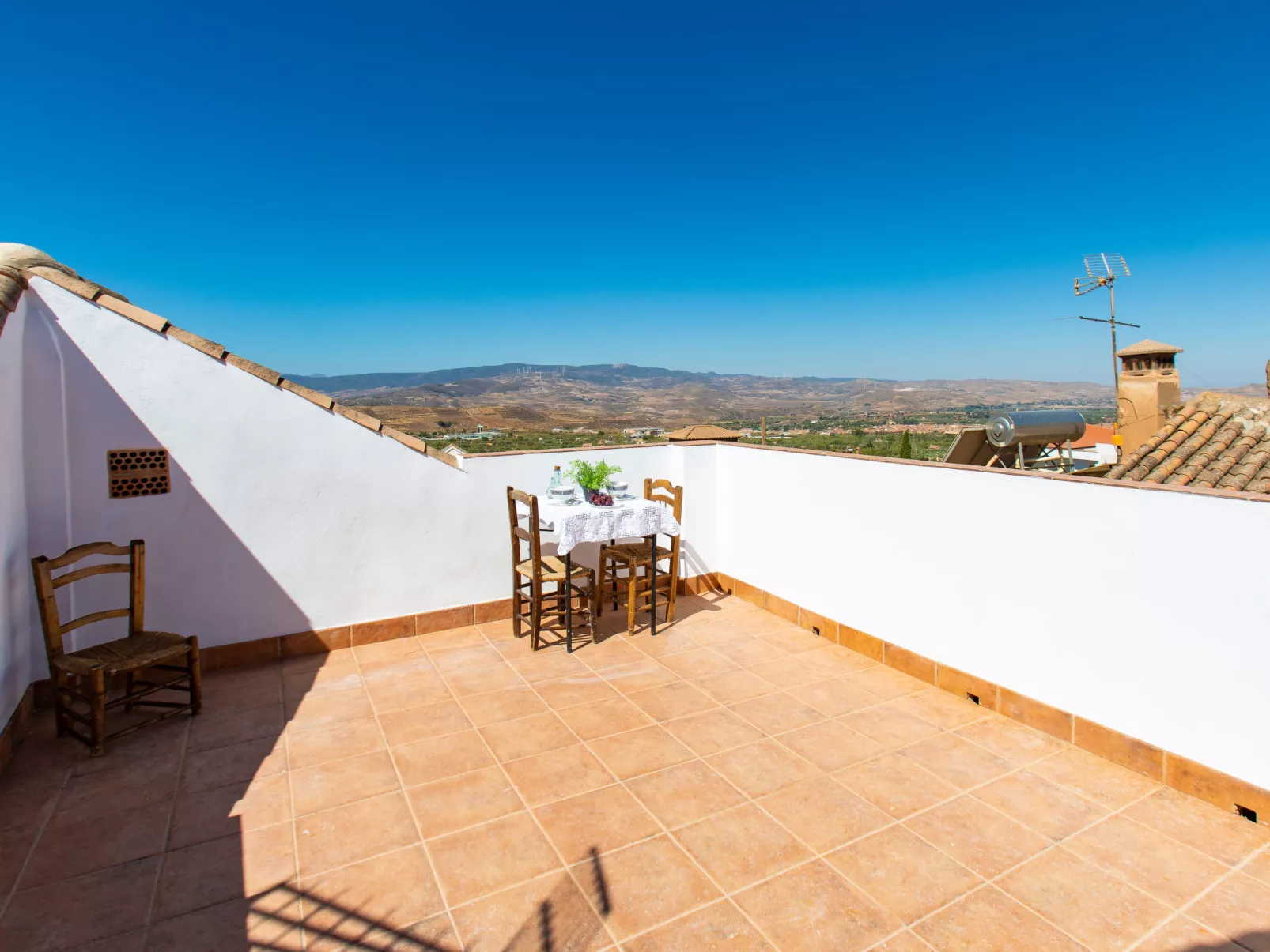 Patio de las Granadas-Draußen