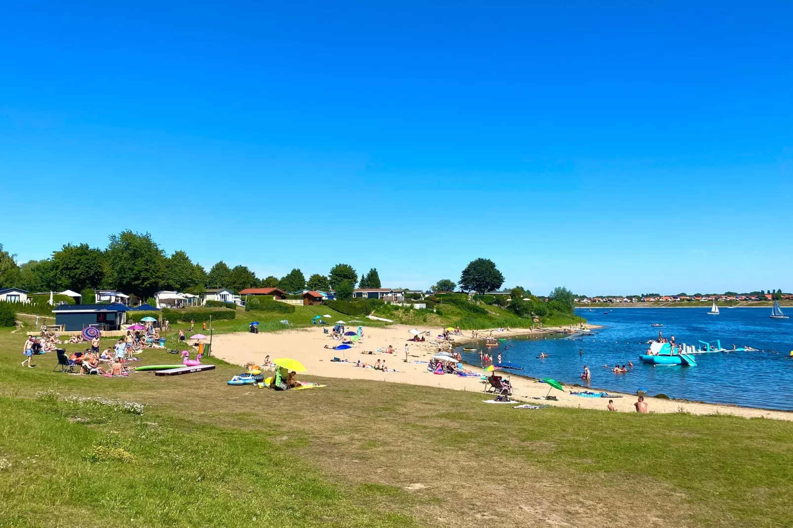 Recreatiepark Rhederlaagse Meren 5-Park facilities