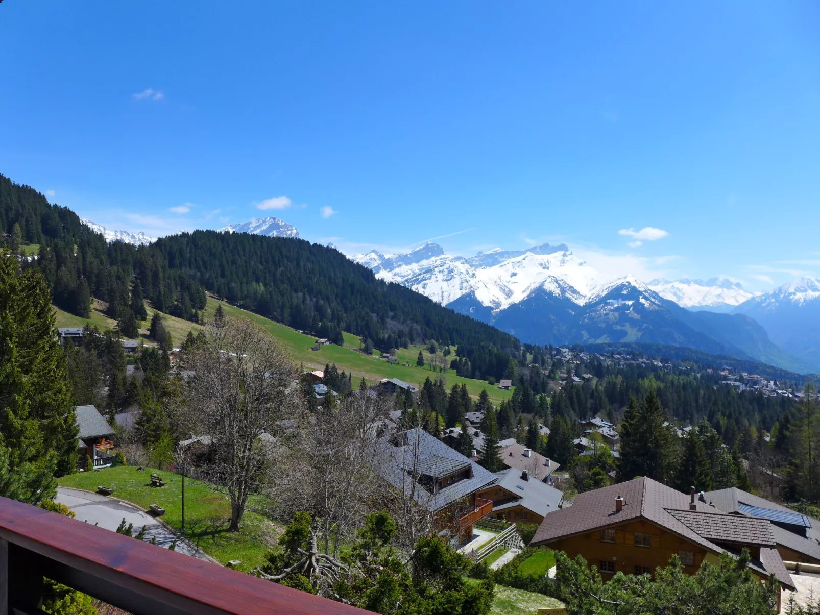 Savoie 1-Outside