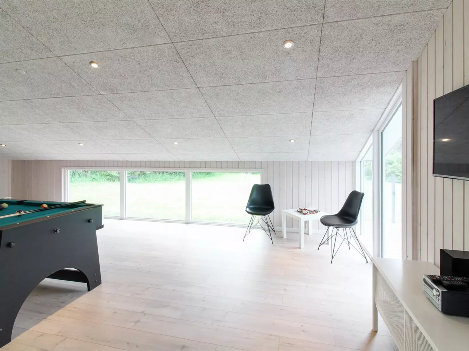 "Franke" - 1.1km from the sea-Inside
