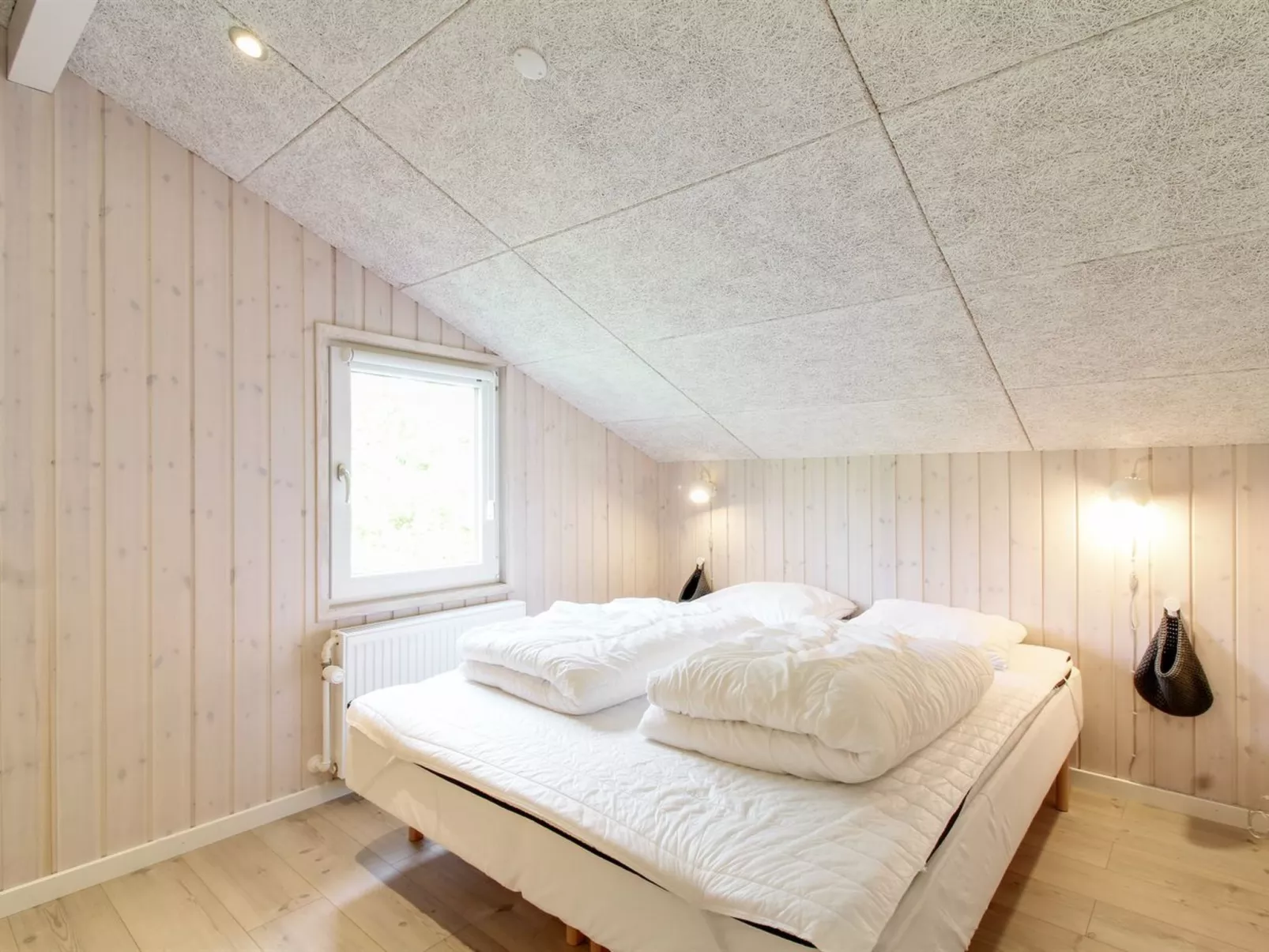 "Franke" - 1.1km from the sea-Inside
