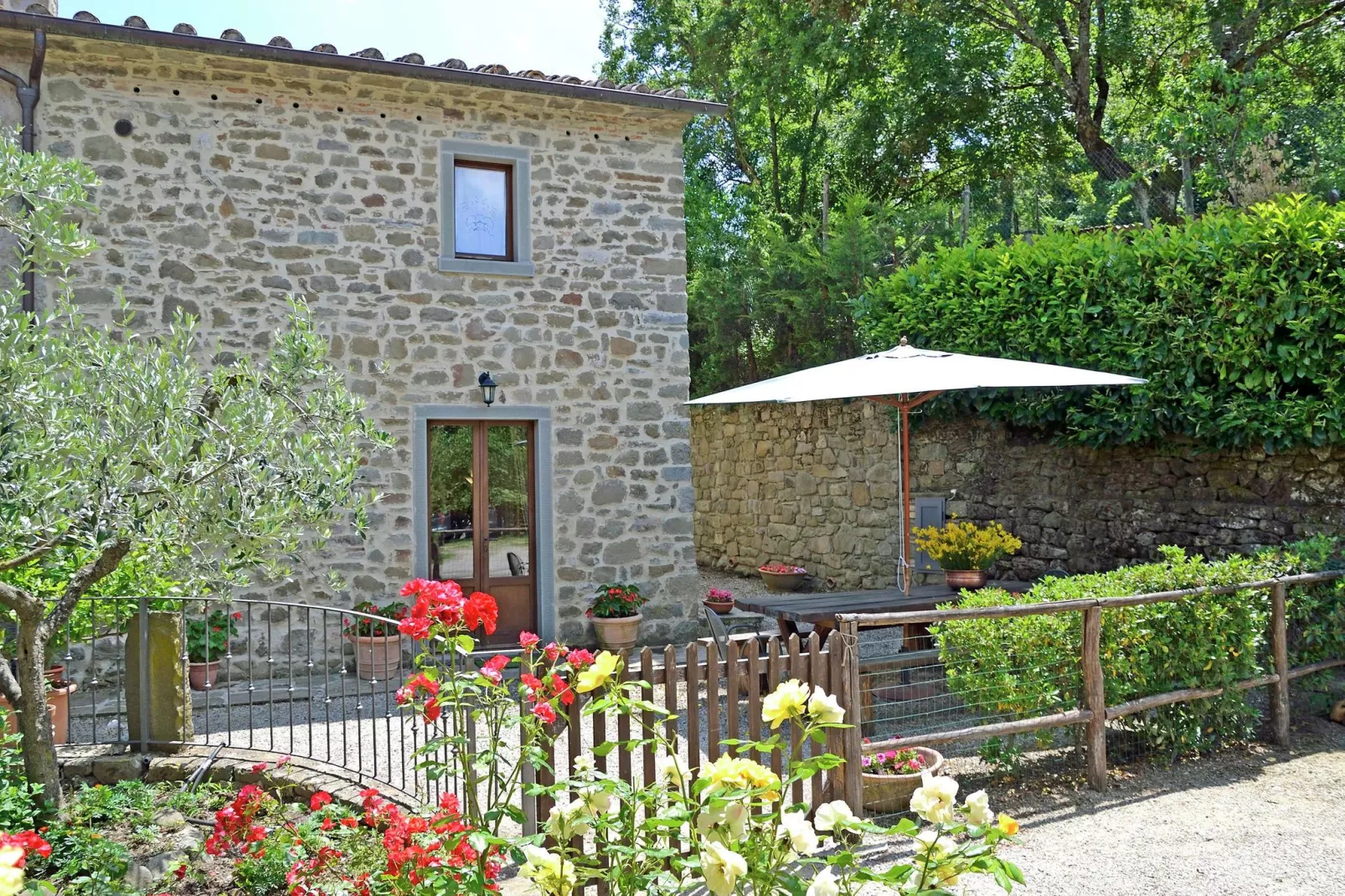 Villa Roseto-Exterior summer
