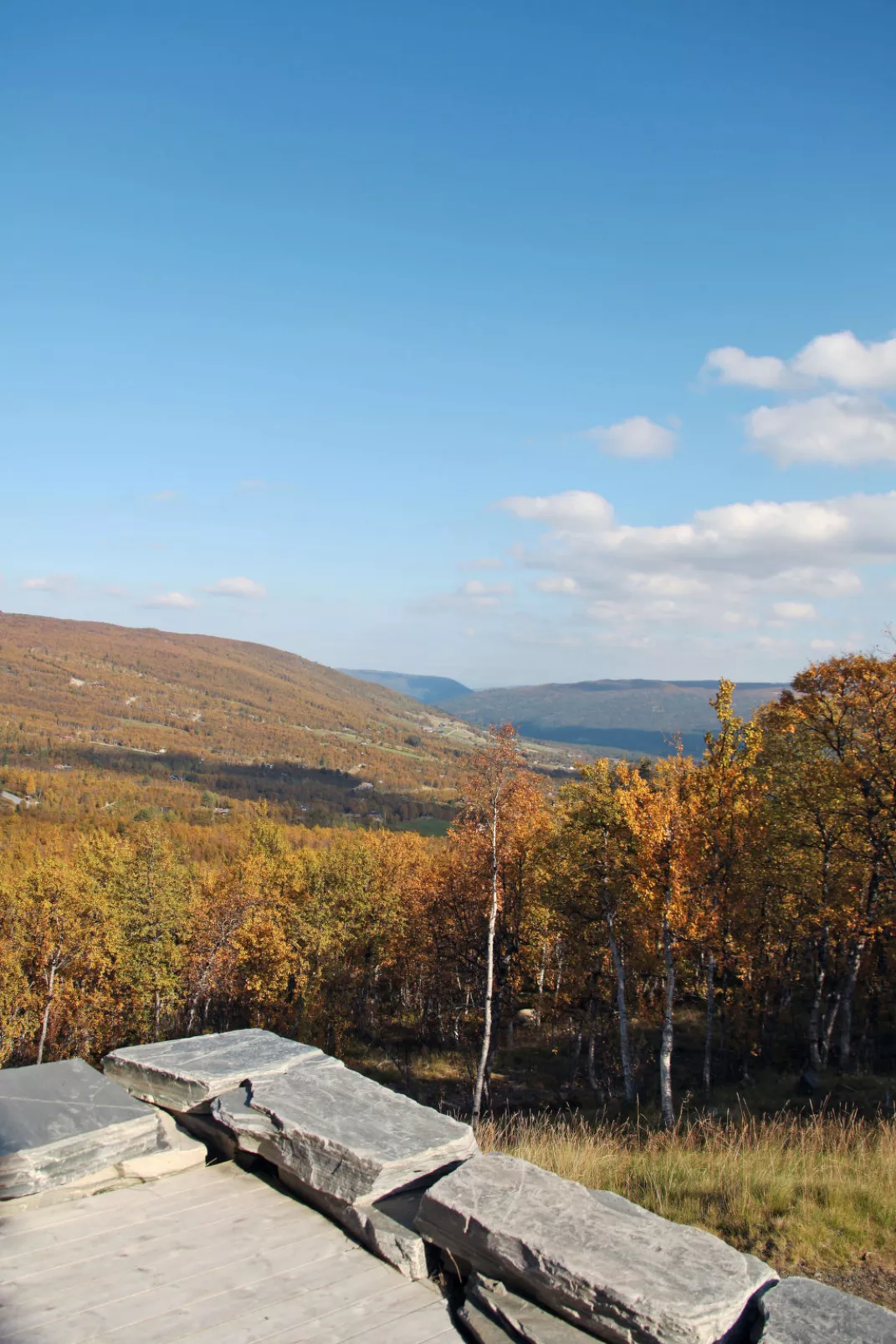 Havsdalsgrenda-Outside