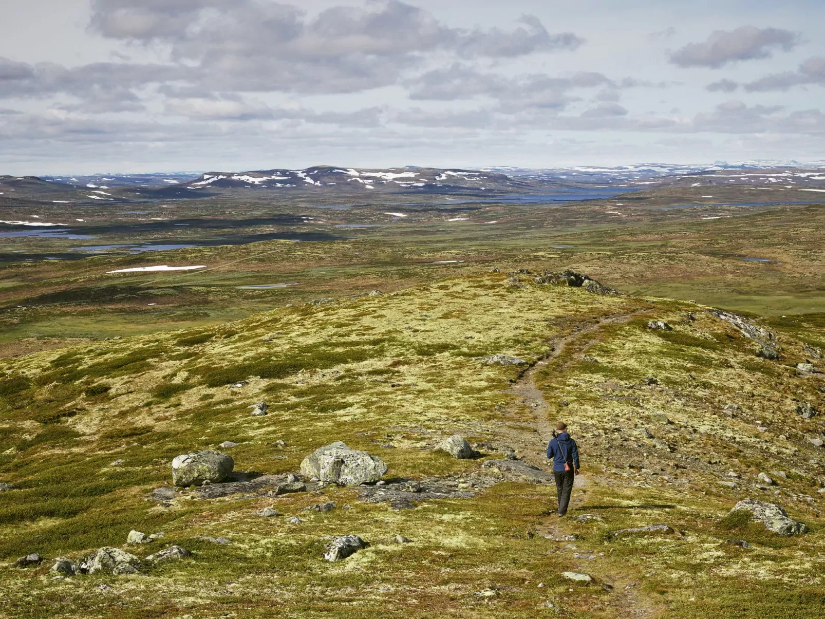 Havsdalsgrenda-Outside