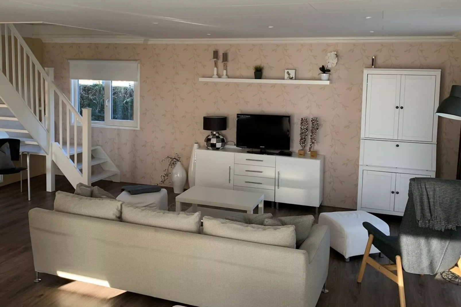 Recreatiepark Rhederlaagse Meren 7-Living room