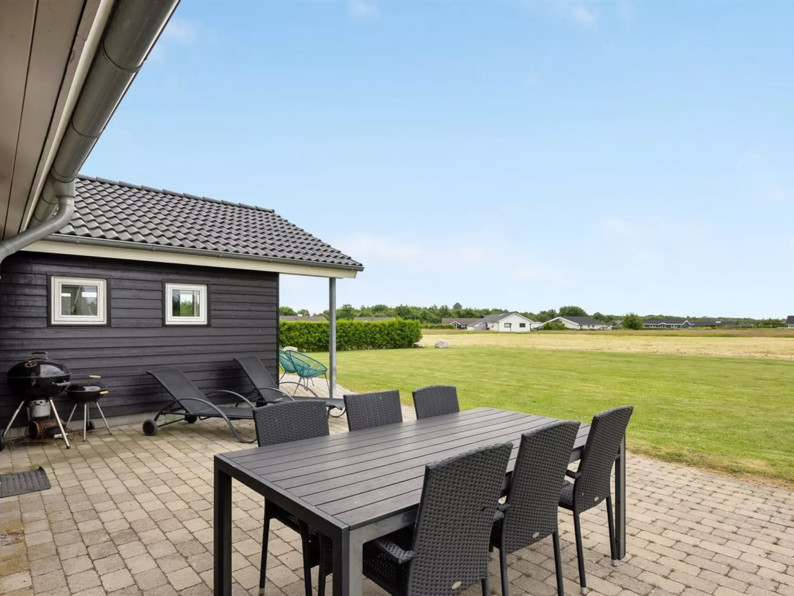 "Finja" - 500m from the sea-Outside