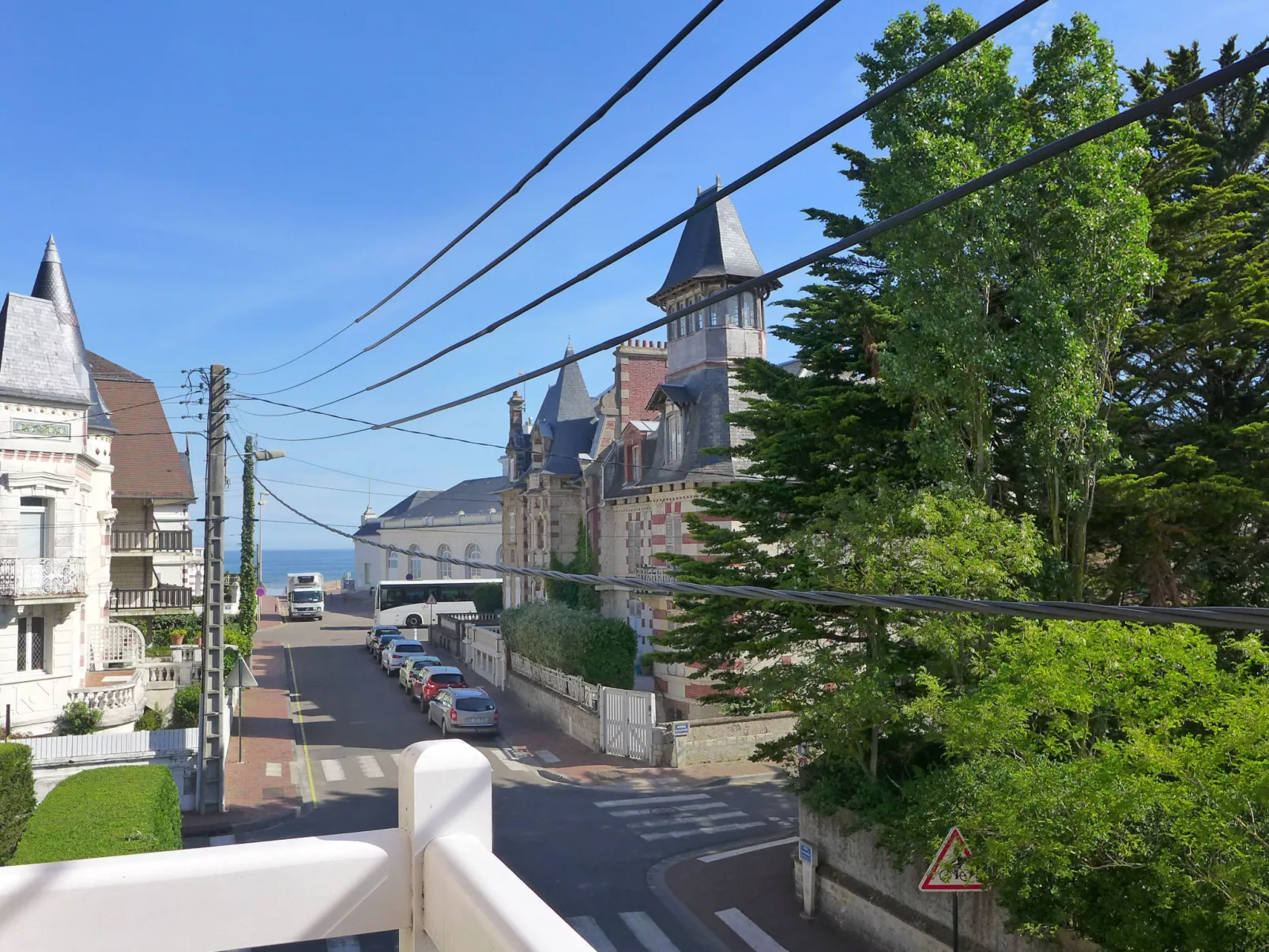Le Manoir du Casino-Dehors