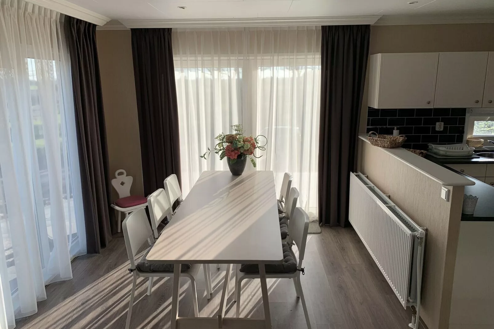 Recreatiepark Rhederlaagse Meren 7-Living room