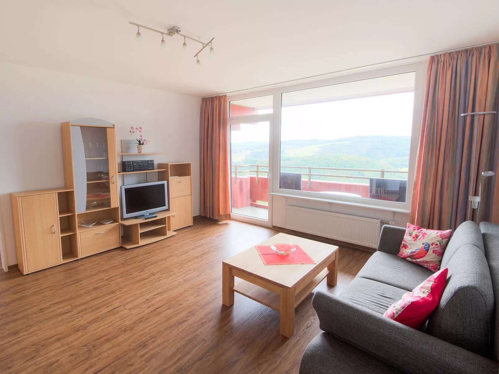 Sonnenblick (B905)-Inside