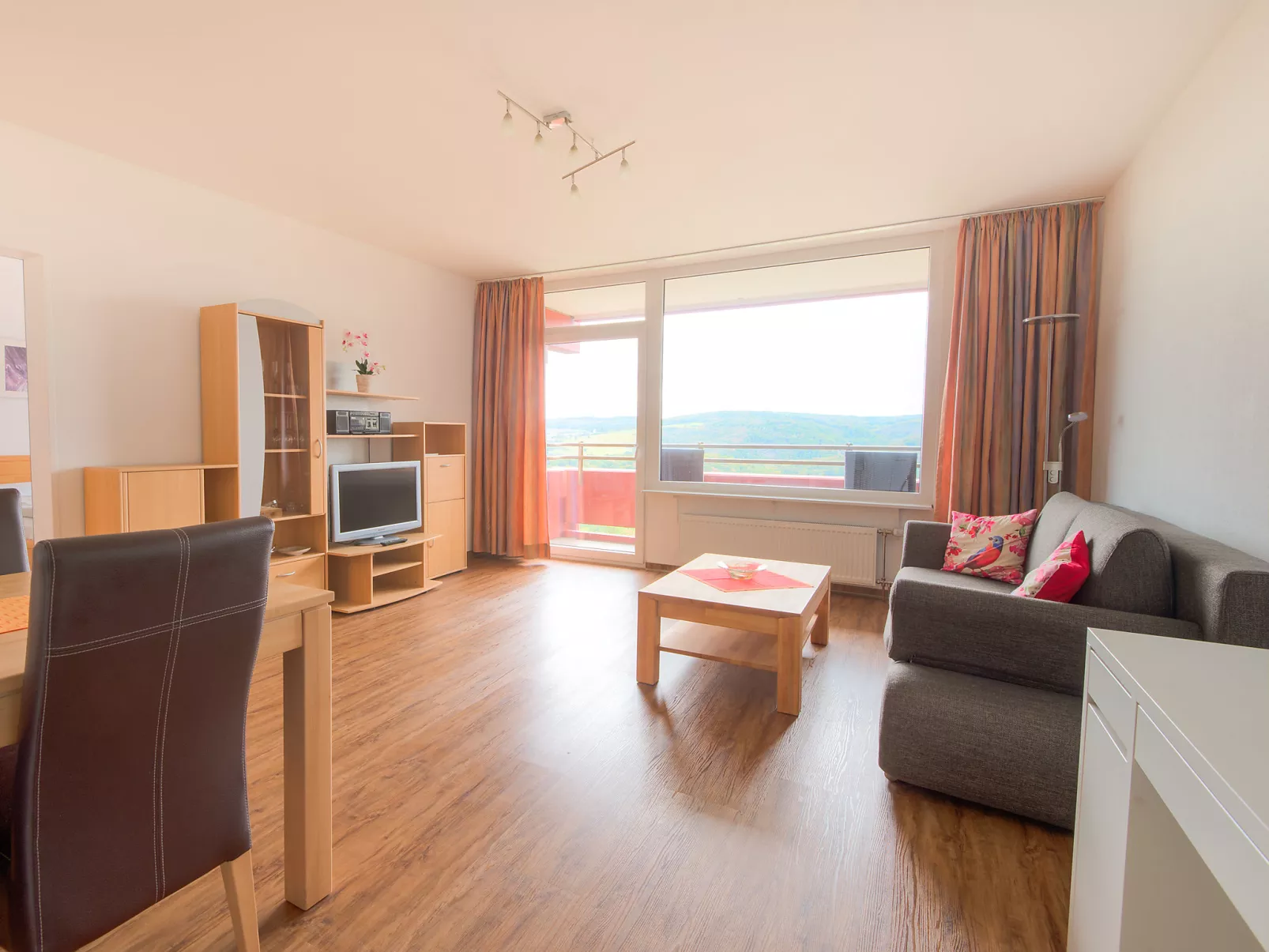 Sonnenblick (B905)-Inside