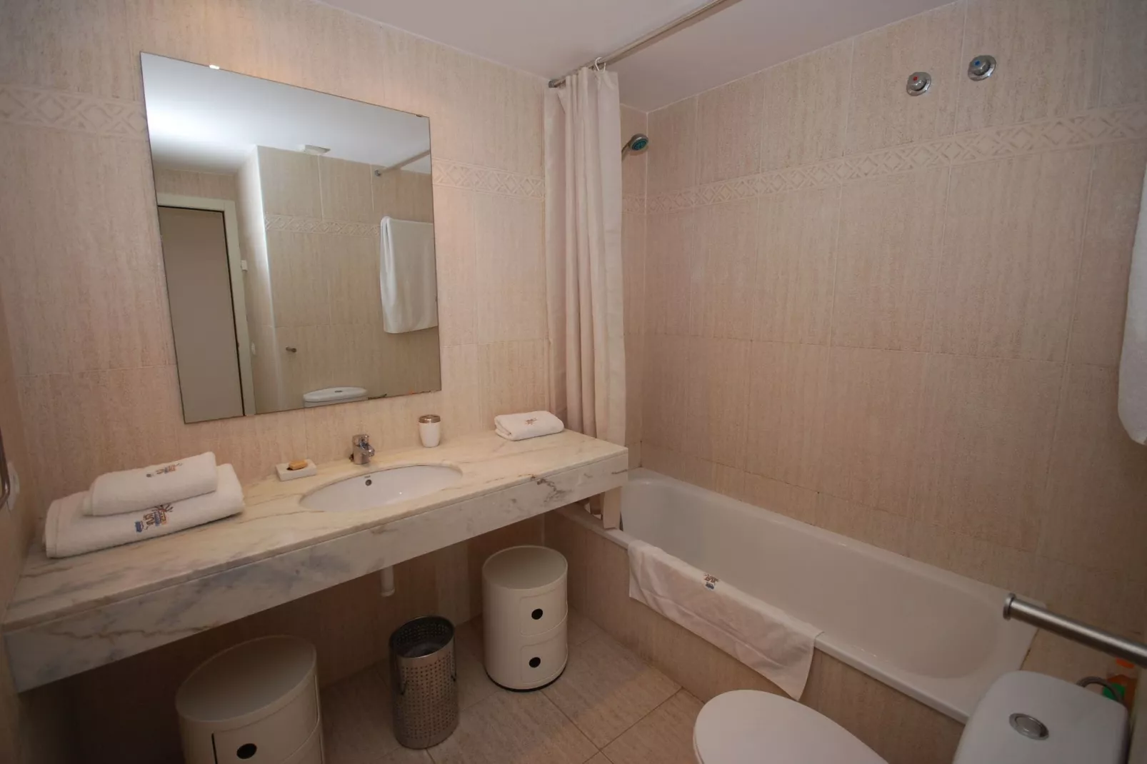 Montecarlo-Bathroom