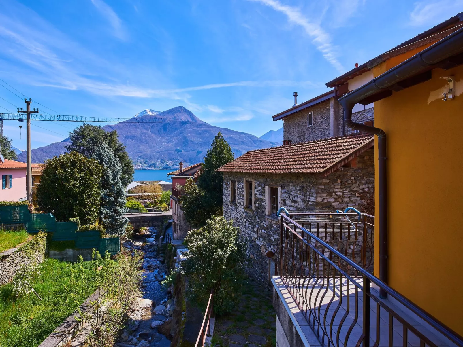 Val Grande-Outside