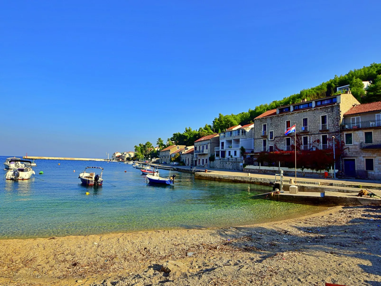Antun-Area