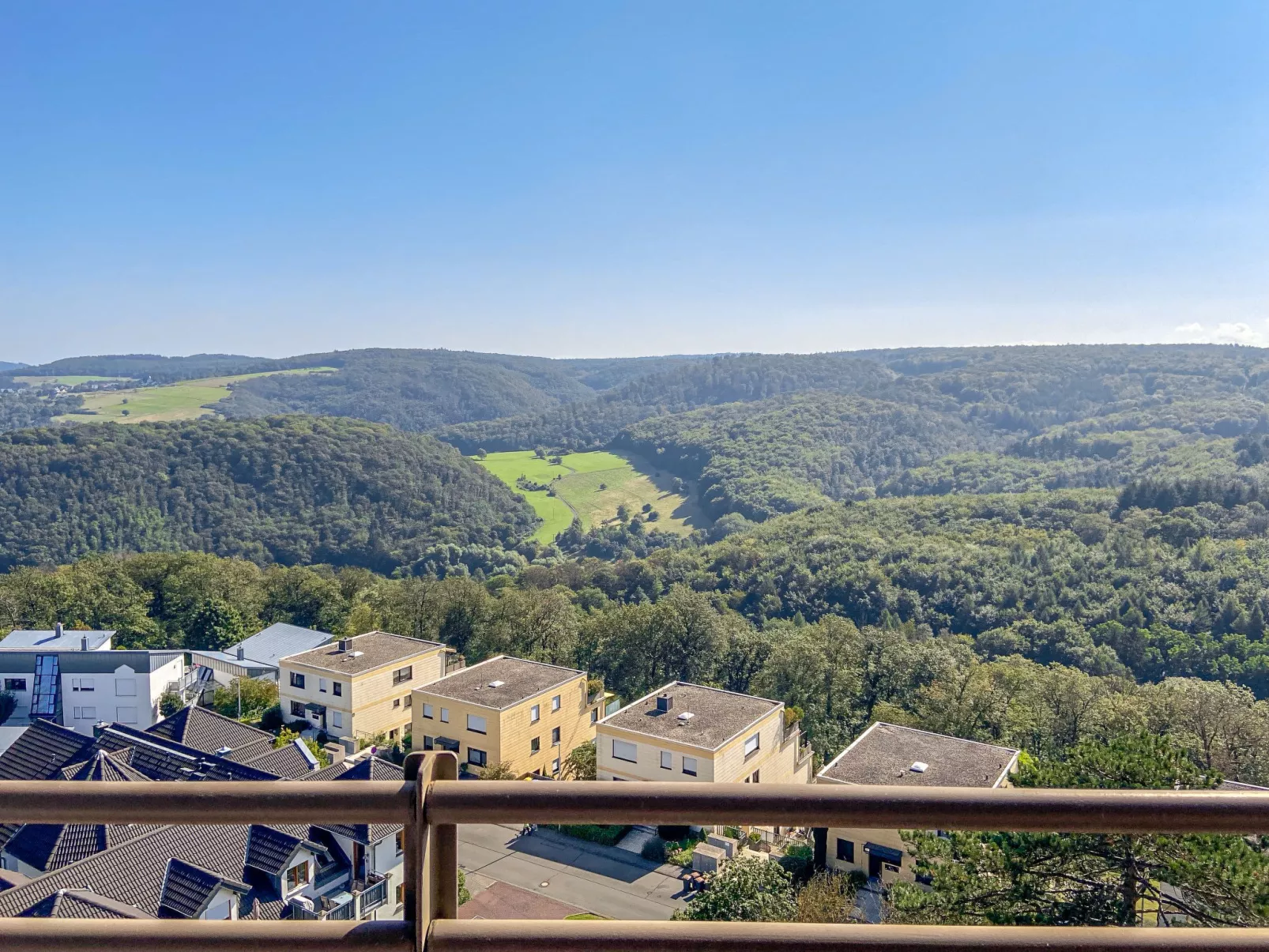 Panoramablick (A1001)-Outside