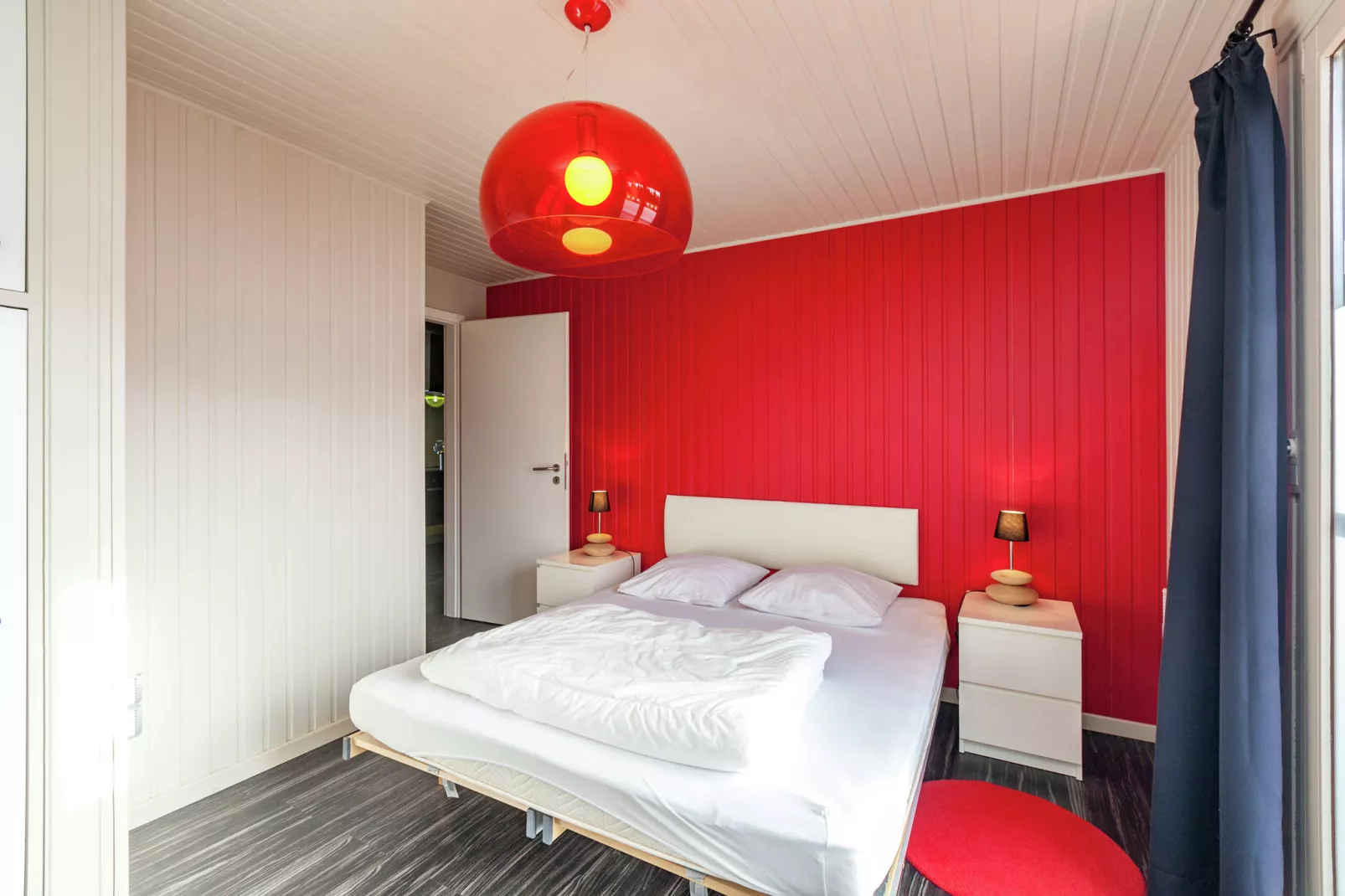 Chalet Orange-Bedroom