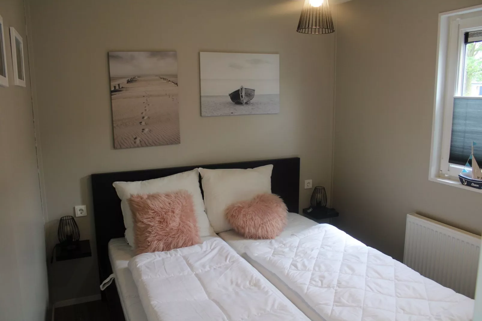 Recreatiepark Rhederlaagse Meren 8-Bedroom