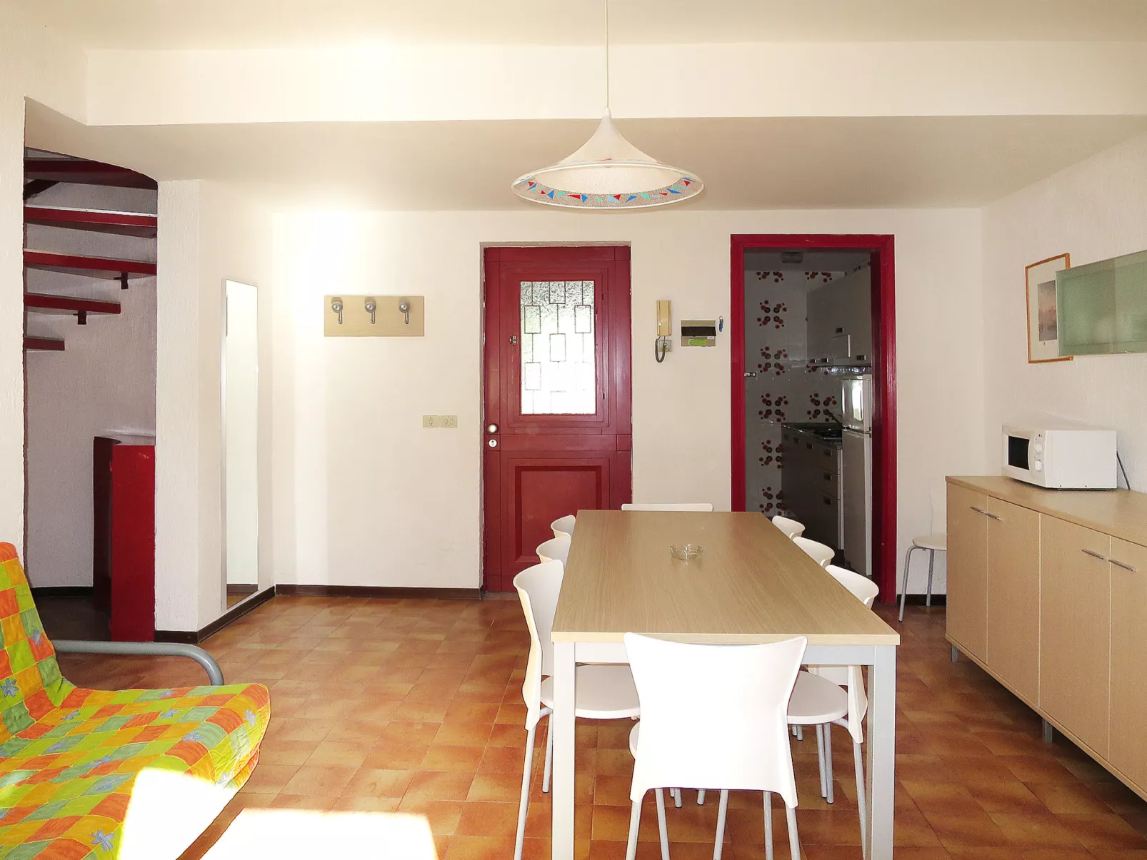 Holiday Village-Inside