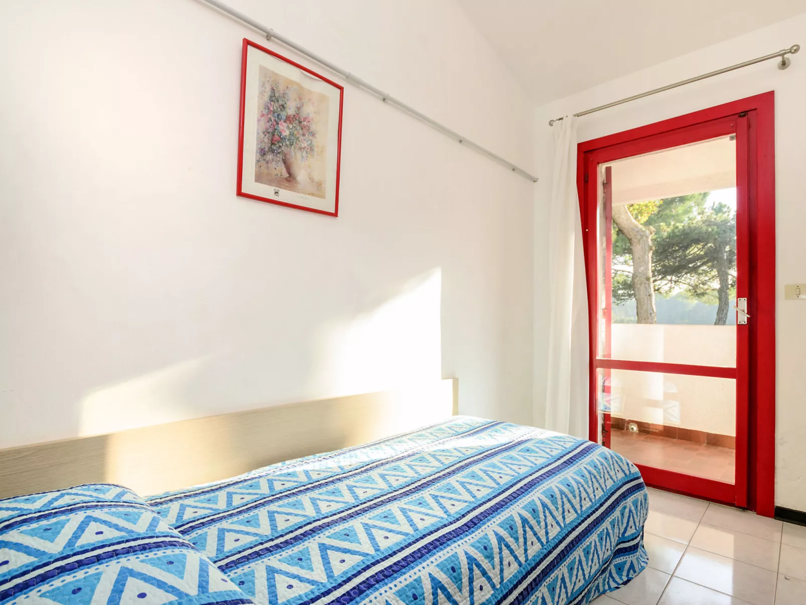 Holiday Village-Dedans