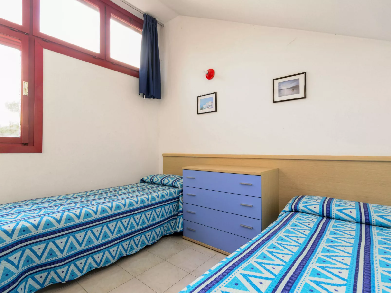 Holiday Village-Dedans