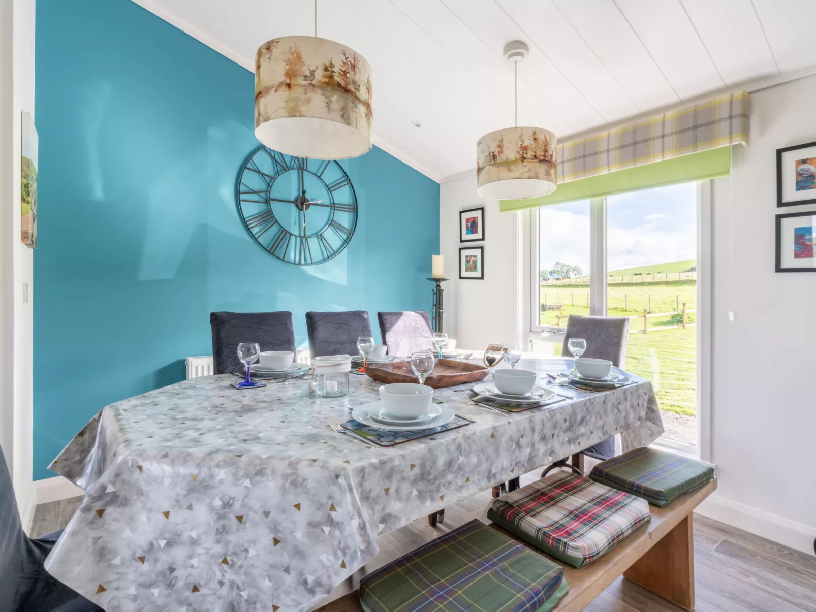 Loch Leven Lodge 16 Robin's Nest-Dedans