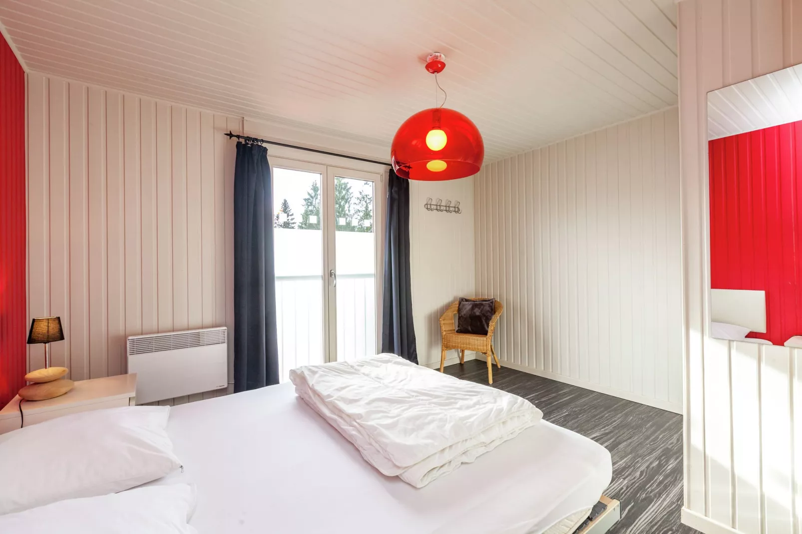 Chalet Orange-Bedroom