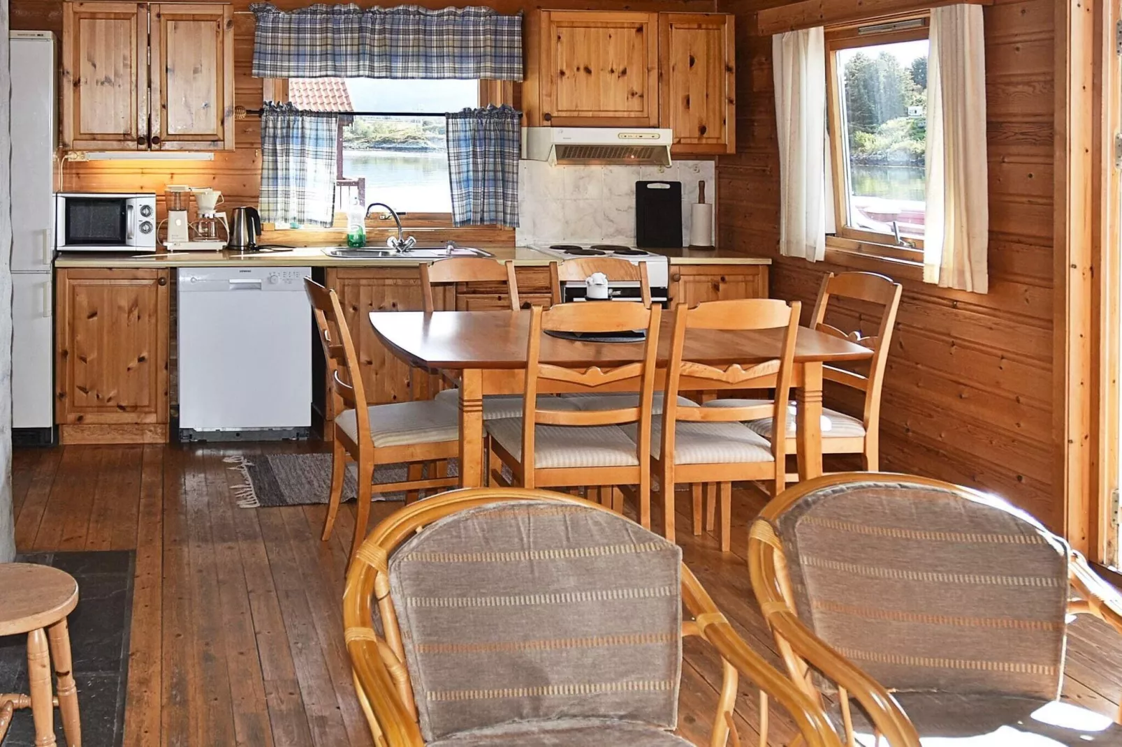6 person holiday home in Bud-By Traum-Indoor