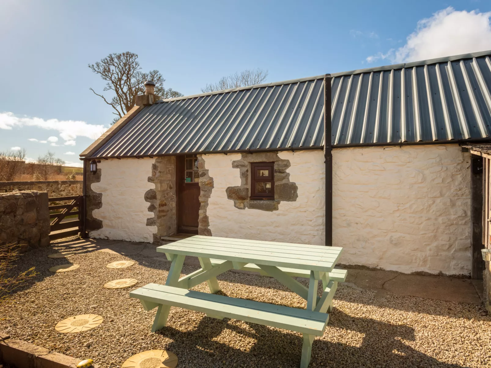 Sunflower Cottage-Outside