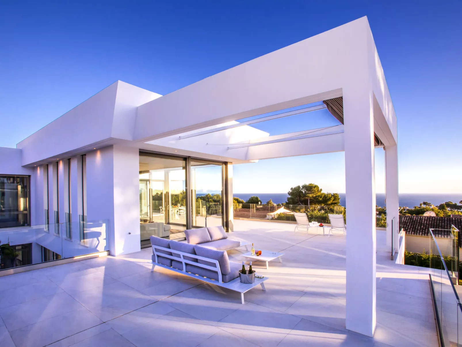 Villa Halcon al Mar-Outside
