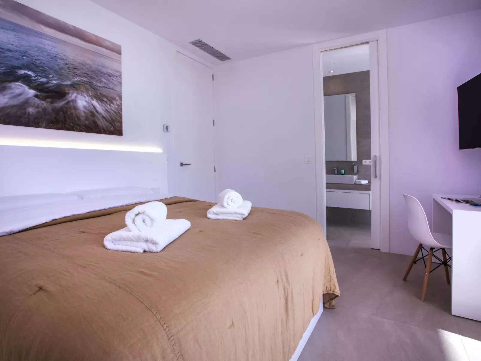 Villa Halcon al Mar-Inside