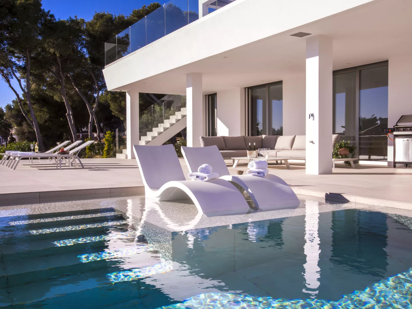 Villa Halcon al Mar-Outside