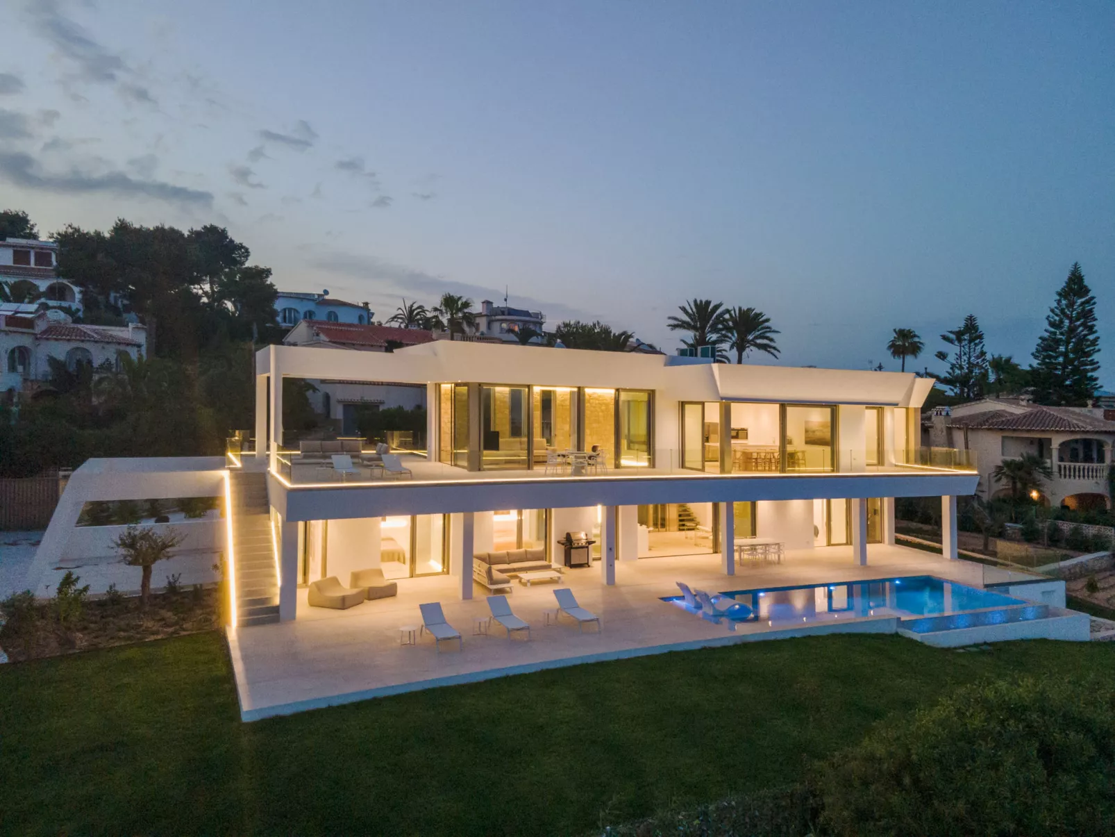 Villa Halcon al Mar-Outside