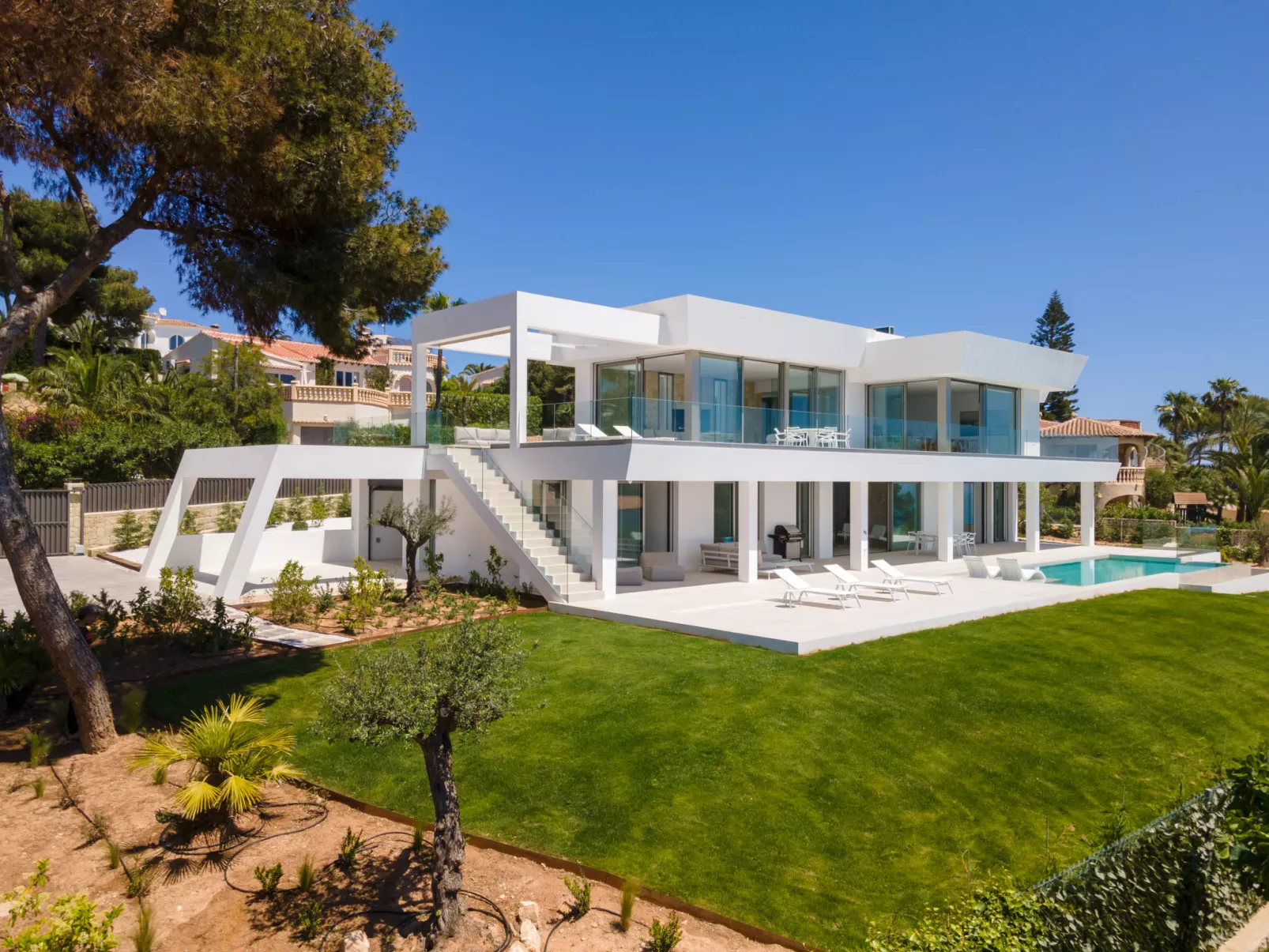 Villa Halcon al Mar-Outside