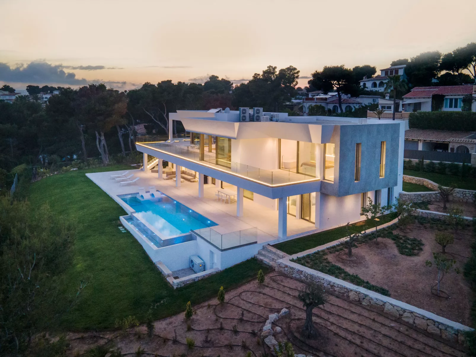 Villa Halcon al Mar-Outside