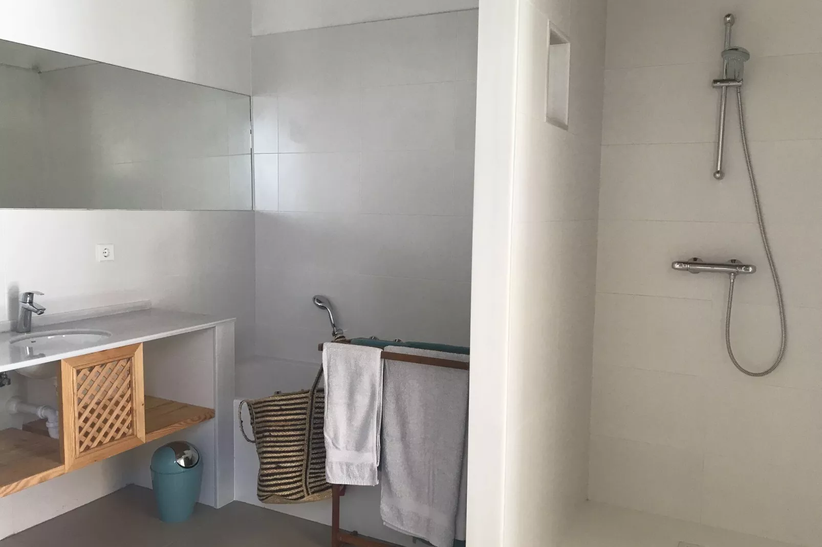 Finca GuiMar-Bathroom