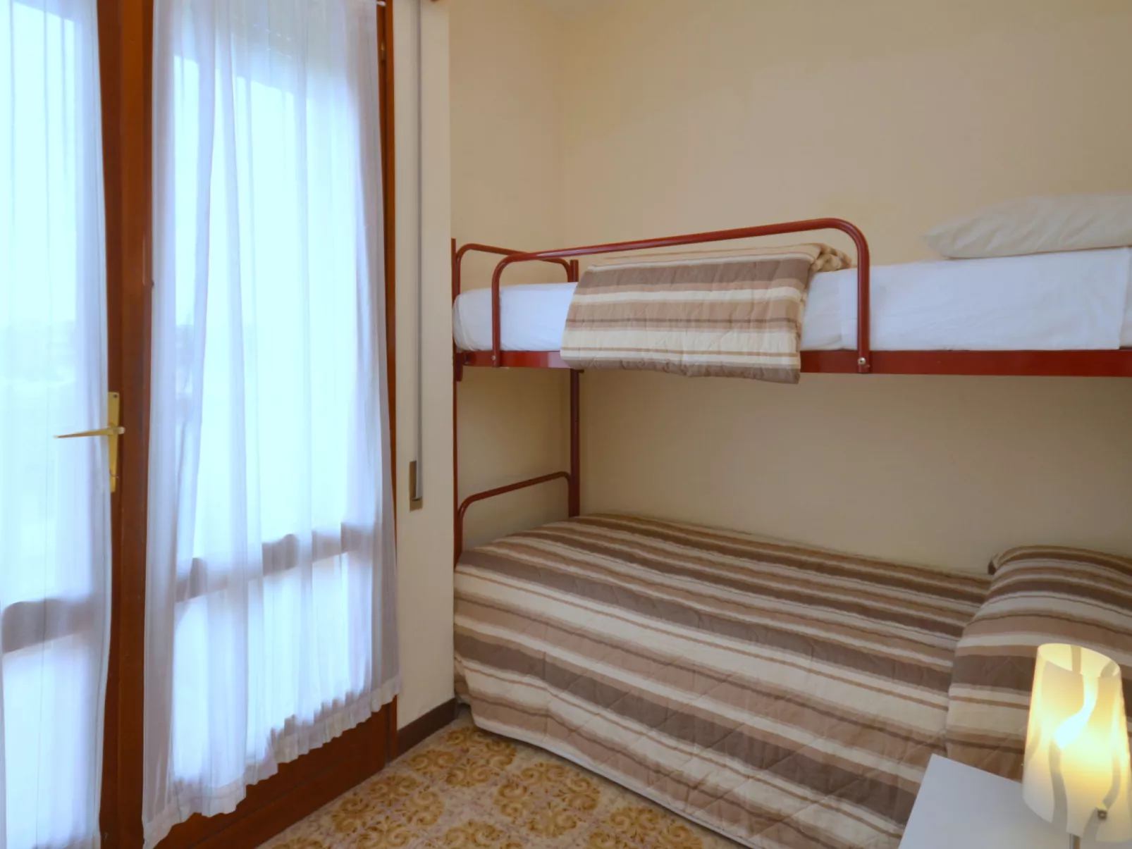 Torre Panorama-Inside
