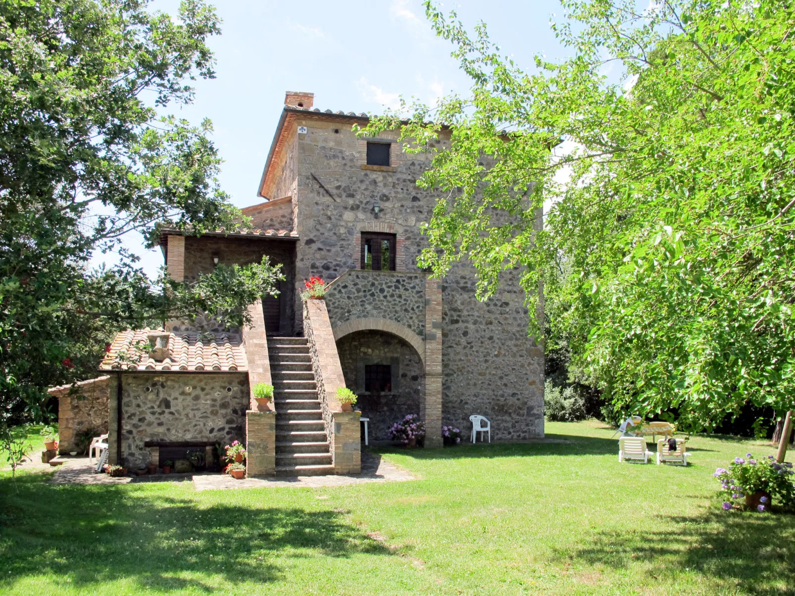 La Capraccia-Dehors