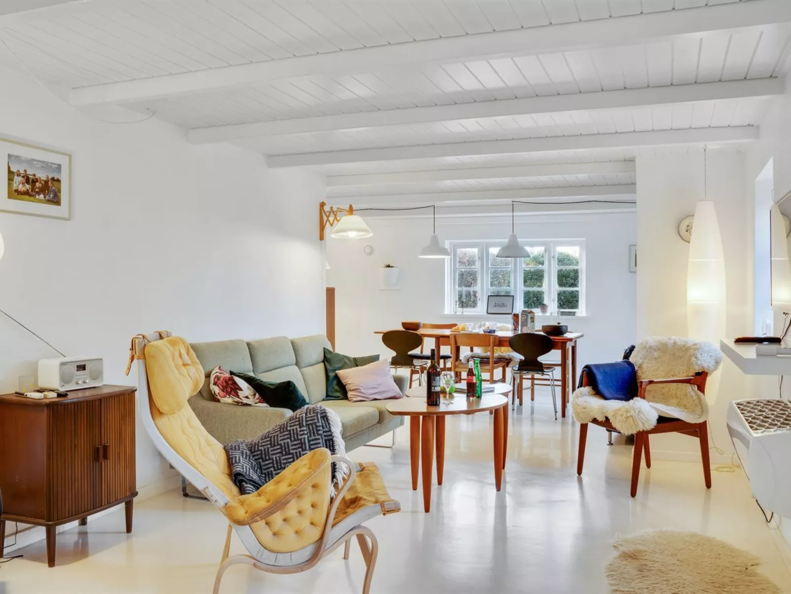 "Sibo" - 1.5km from the sea-Inside