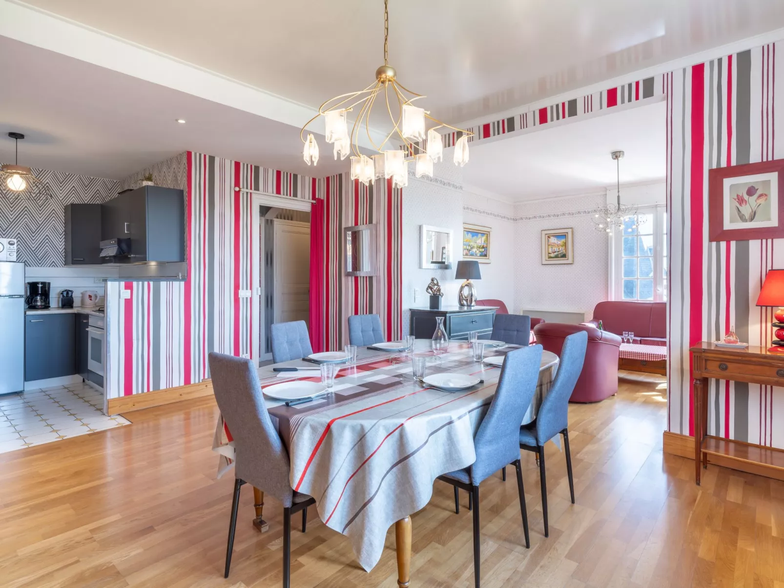 Le Normandie Home-Inside