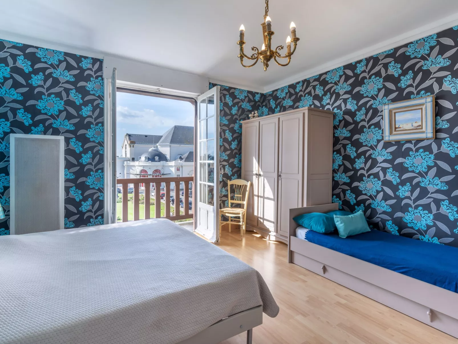 Le Normandie Home-Inside