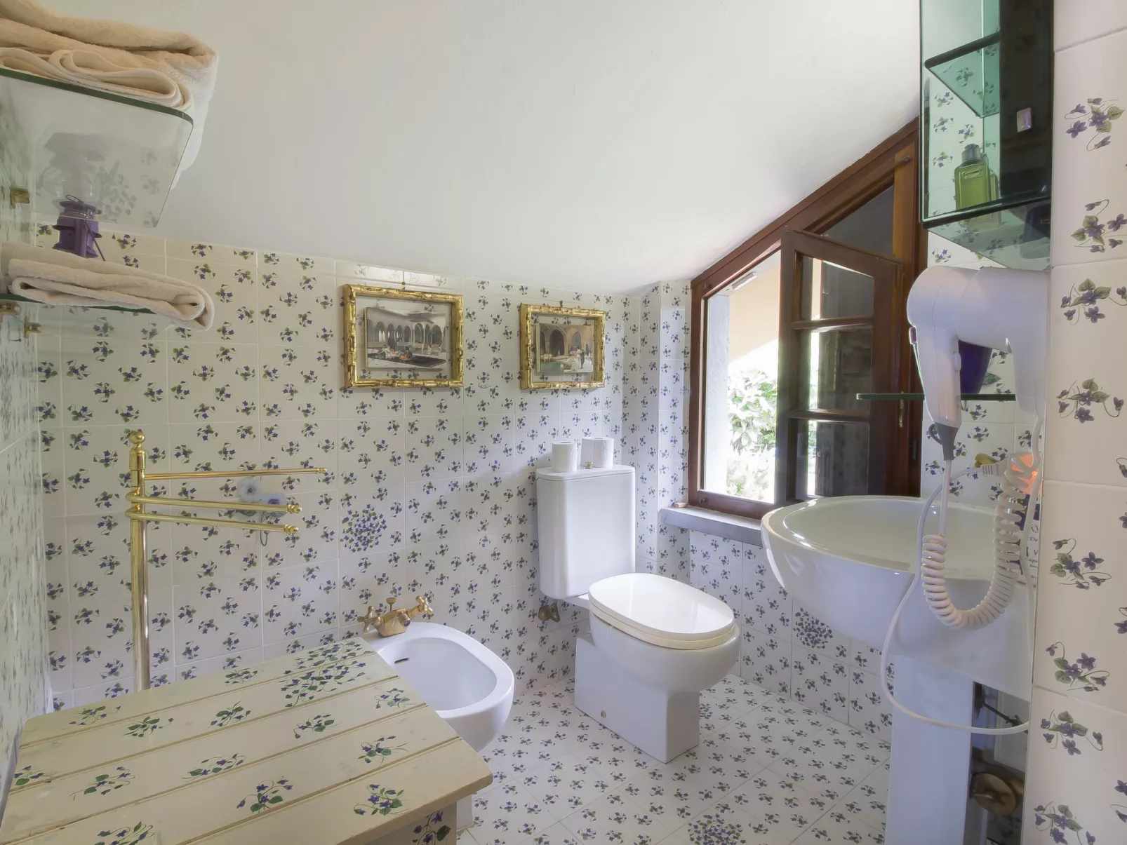 Villa Poggiobello-Dedans