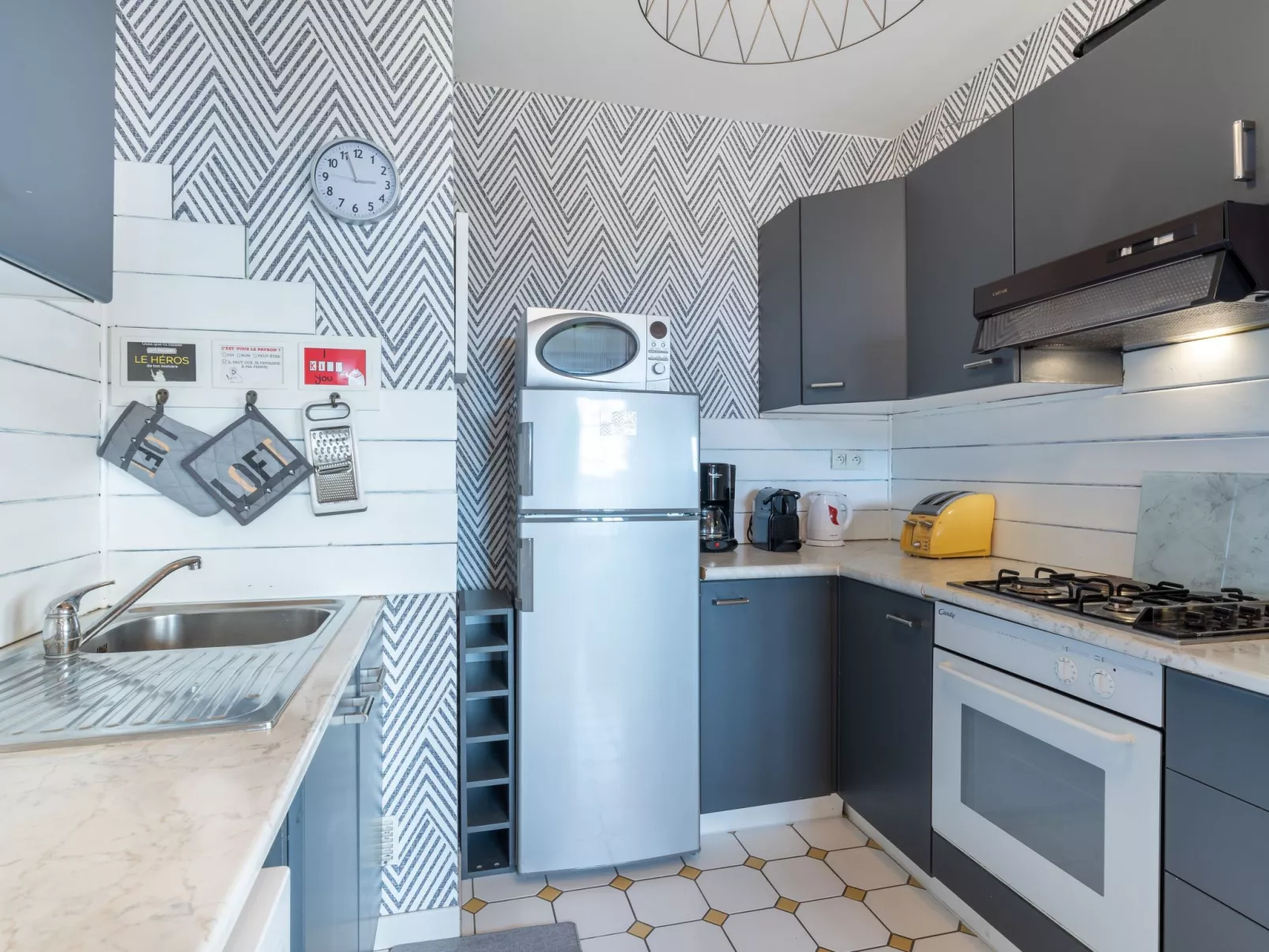 Le Normandie Home-Inside