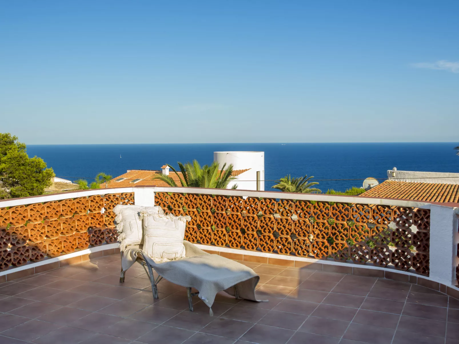 Amazing Views-Outside