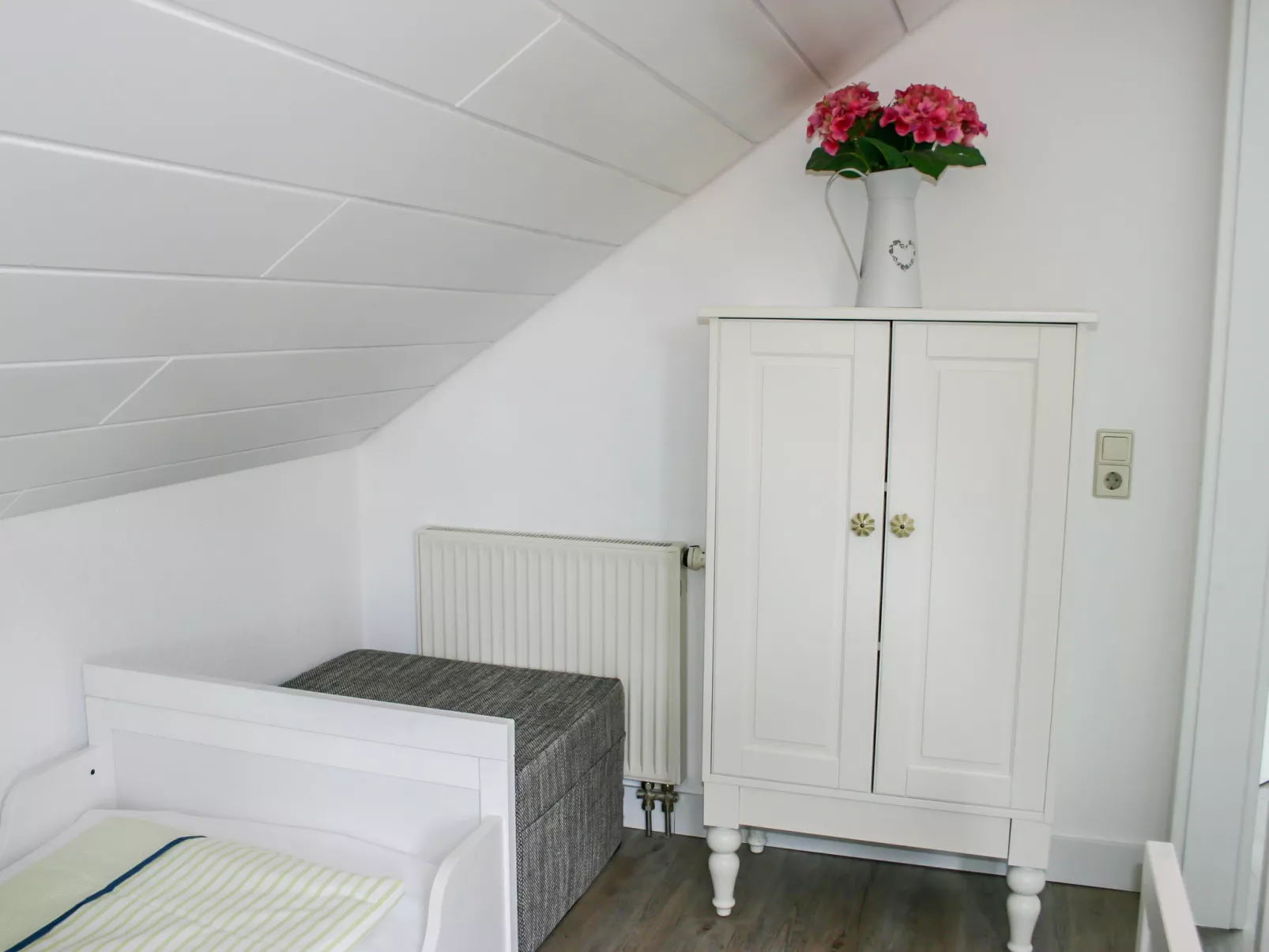 Dorf 4/Haus 10-Drinnen
