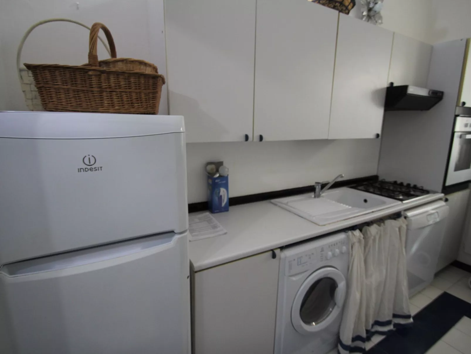 Apt 3-Dedans