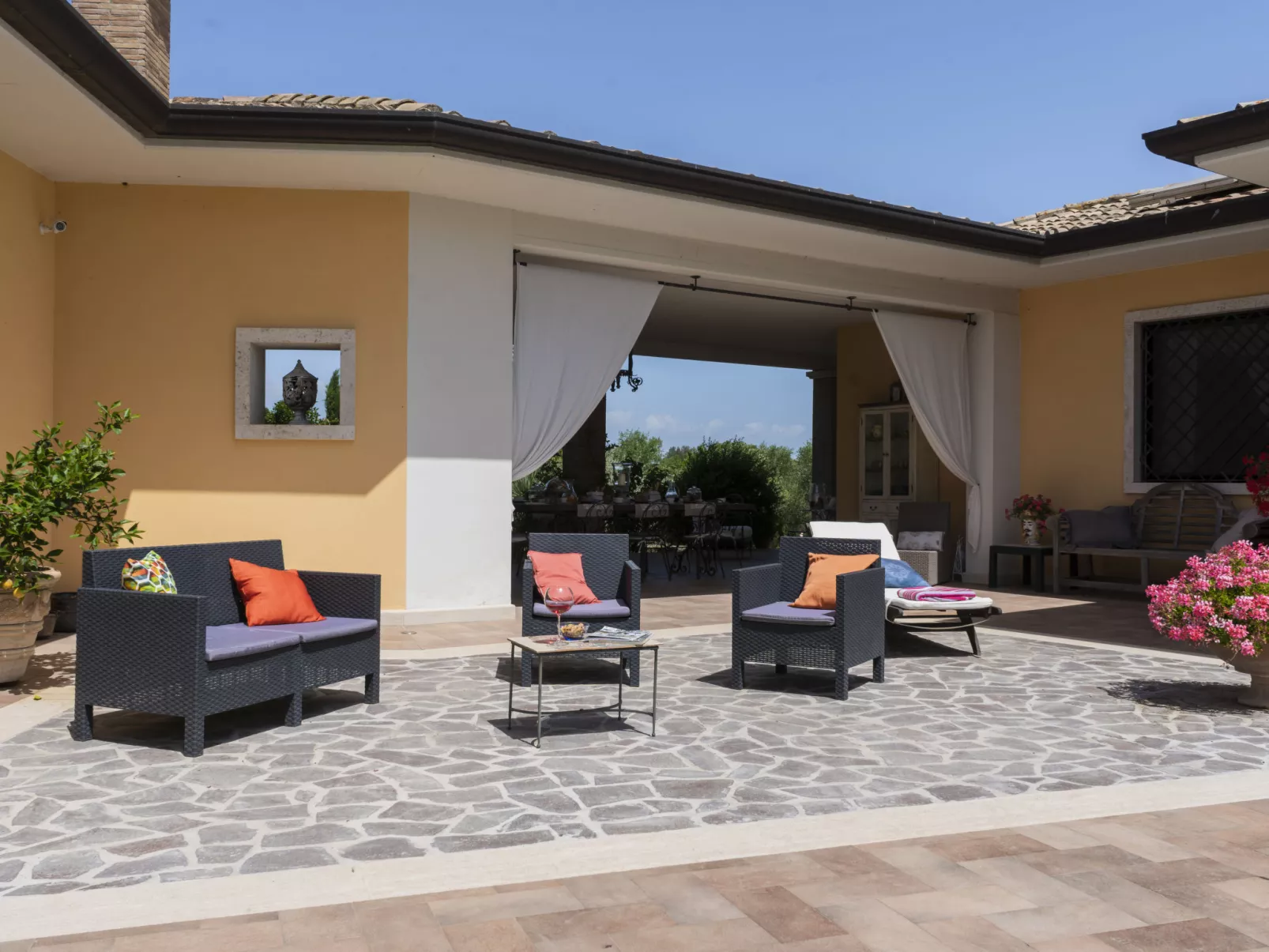 Borgo Sacramento-Outside