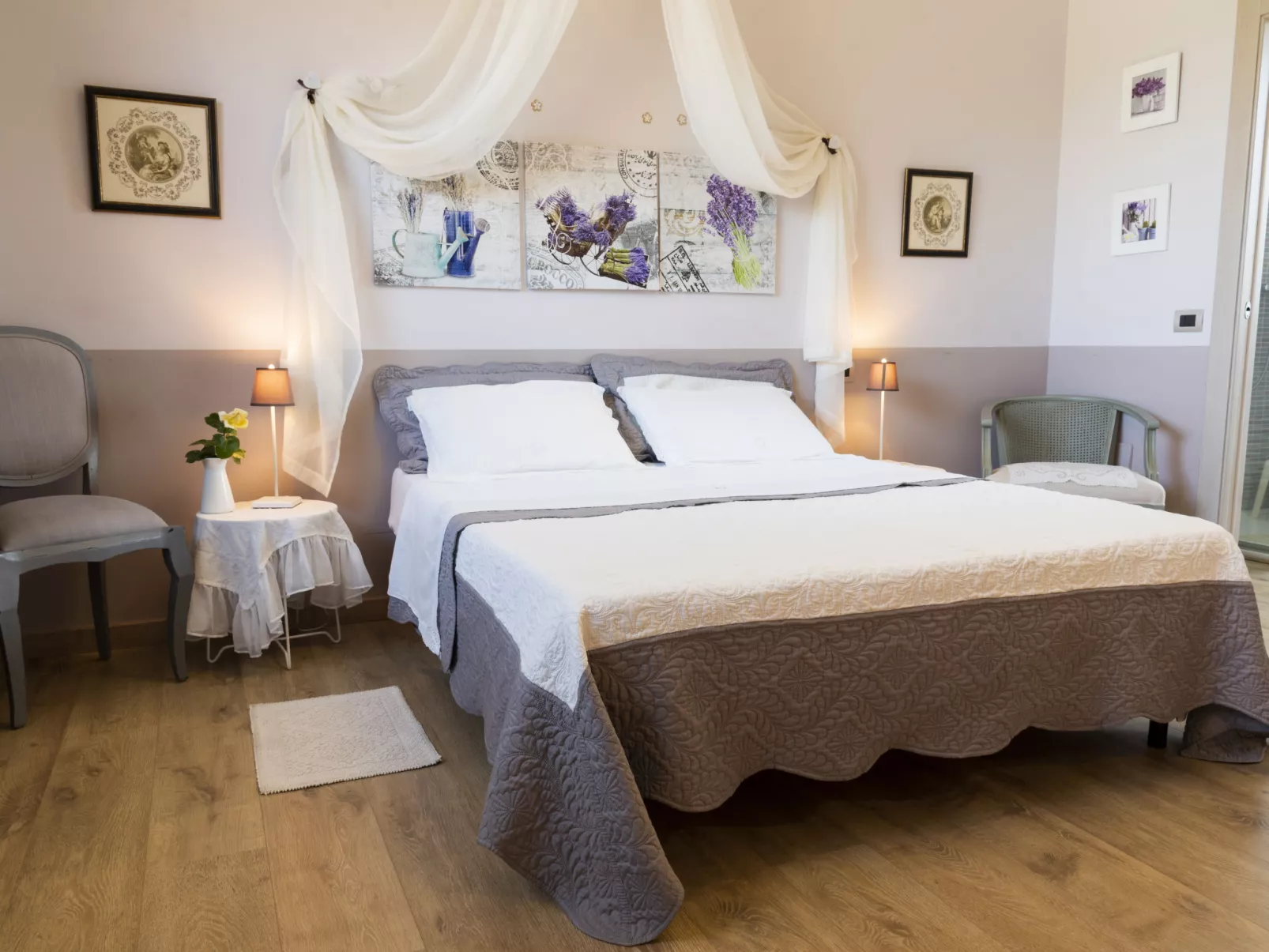 Borgo Sacramento-Inside